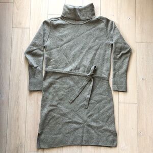 Uniqlo 100% Wool Women's Turtleneck Sweater Dress in Olive Green Size S